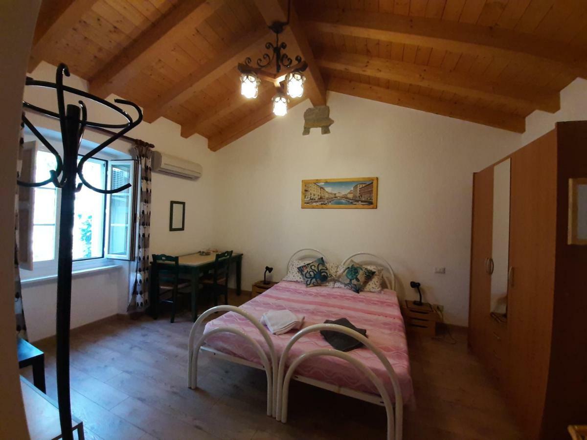 B&B Al Ferdinandeo Trieste Bagian luar foto
